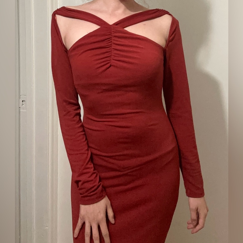 NEW ASTR Dress Long Sleeve Cut Out Body Con Midi Bodycon Rust Copper Small S